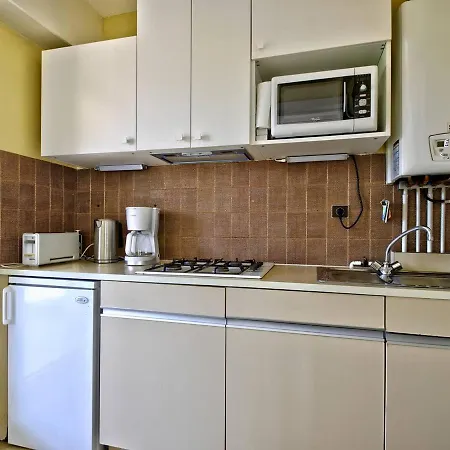 Arcachon: T2 Acces Prive Plage, Balcon, Parking - Fr-1-433-19 Lägenhet *
